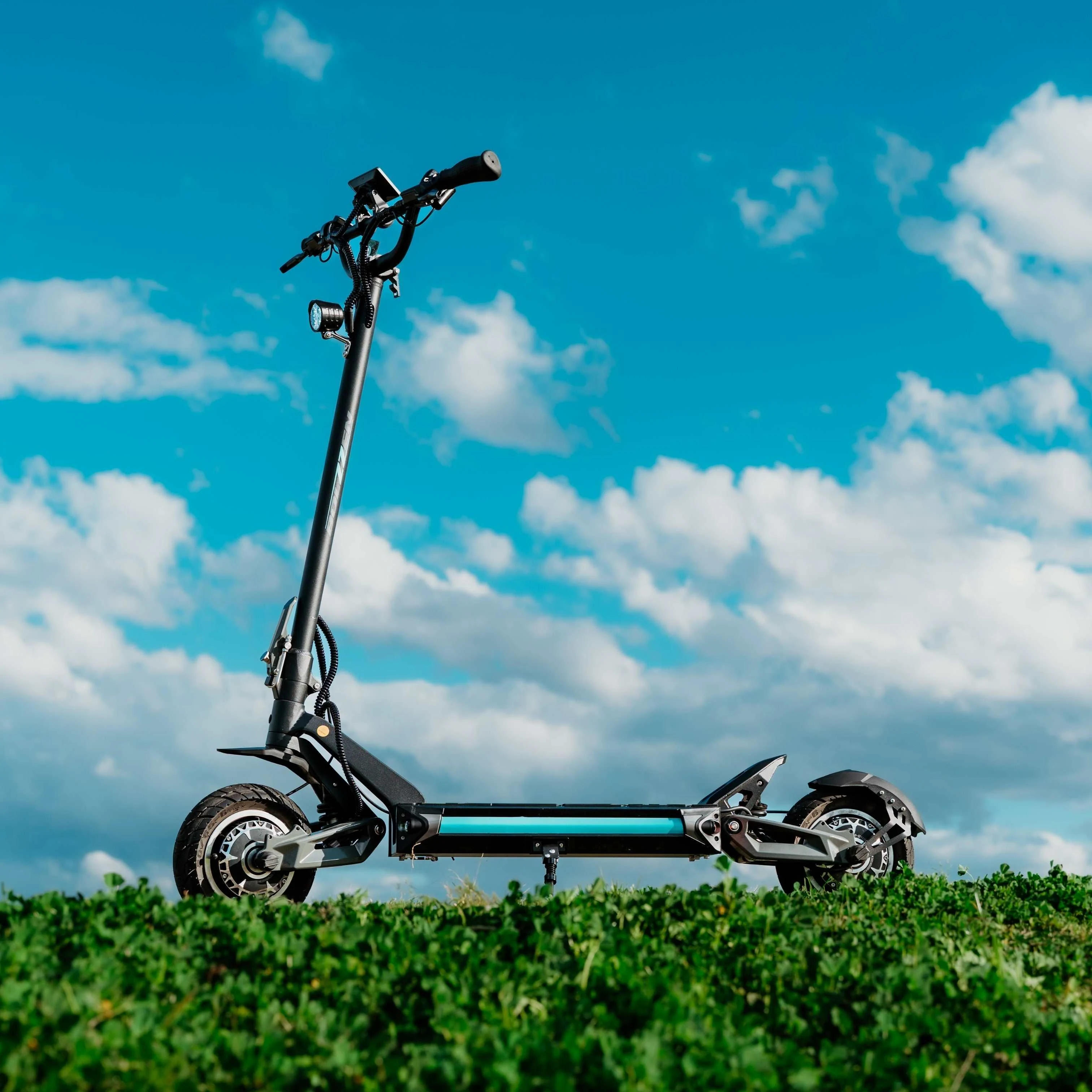 Bolzzen Phoenix 5223 electric scooter